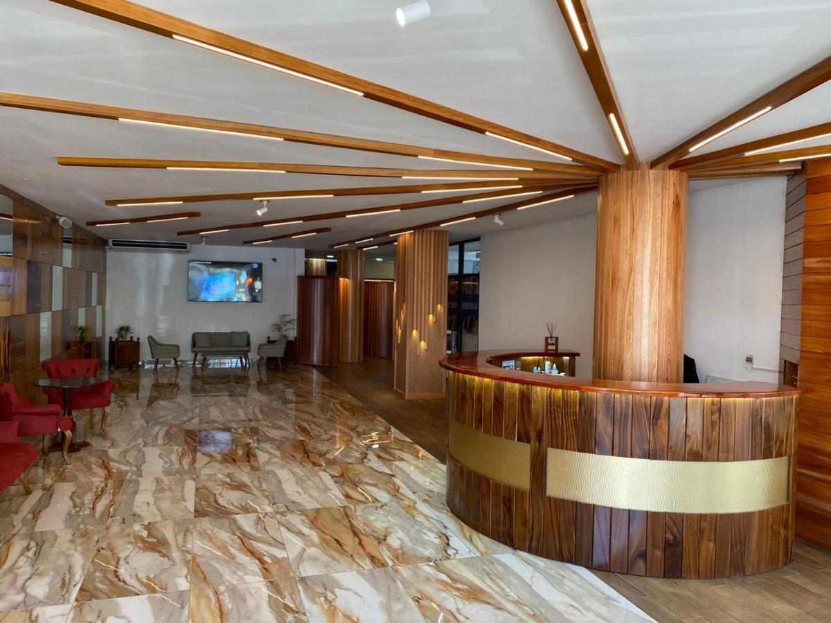 Murex Plaza Hotel & Suites Monrovia Exterior photo