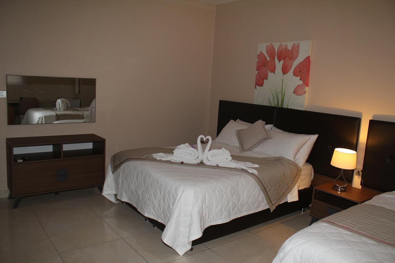 Murex Plaza Hotel & Suites Monrovia Exterior photo